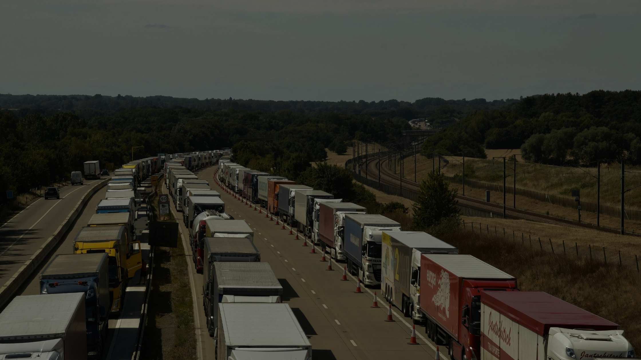 Mobile Fleet Tracking for Smart Fleet Services